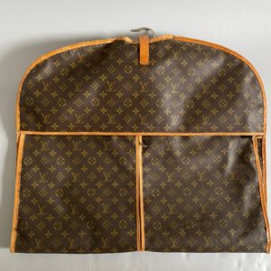LOUIS VUITTON Housse à vêtement