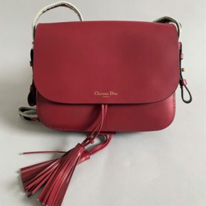 CHISTIAN DIOR - Sac en cuir rouge