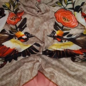 GUCCI Étole en soie et laine