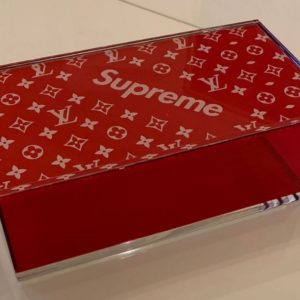 EDITIONS STUDIO & SUPREME