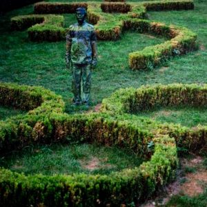 LOT N°334 -Liu BOLIN (né en 1973)