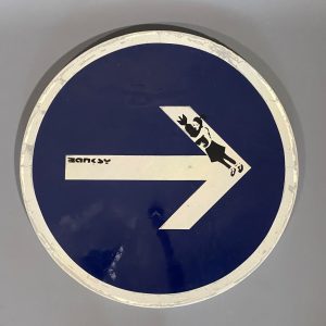 LOT N°114 -BANKSY (Né en 1974), D’Après.