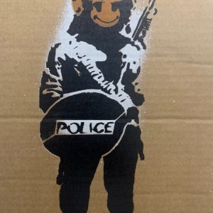 LOT N°18 -BANKSY DISMALAND – D’APRES