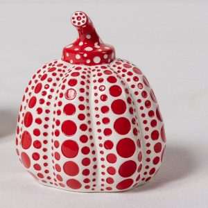 LOT N°351 -Yayoi KUSAMA (Né en 1929), D’Après.