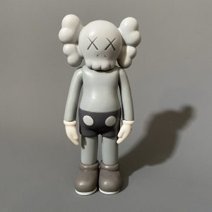 LOT N°129 KAWS (Né en 1974) X MEDICOMTOY