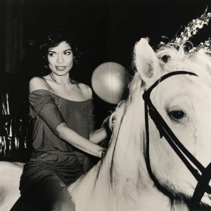 LOT N°17 Rose HARTMAN (Née en 1937)