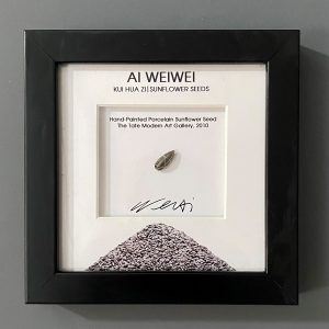 Ai WEIWEI (Né en 1957)