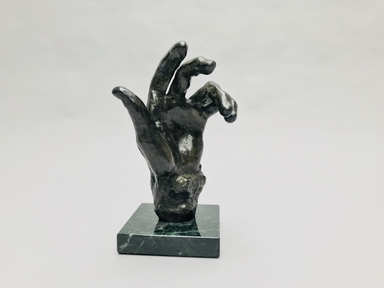 AUGUSTE RODIN (1840-1917), D'APRES Etude pour main gauche de Pierre de Wissant.