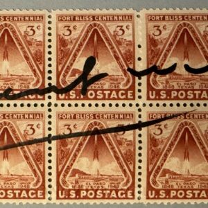 Andy WARHOL (1928-1987), D’après.  Sans titre. Marqueur noir sur planche de timbres de 3 cents United States Postage 1848-1948. Signé au marqueur par l’artiste. Cachet de la signature de l’artiste au dos et du cachet Warhol Warhol en creux.