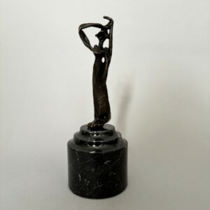 Salvador DALI (1904-1989).    « Dulcinea ».