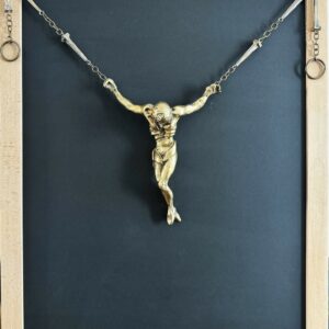 Salvador DALI (1904-1989).   « Grand Christ saint jean de la croix ». 1974. Bronze à patine doré tenue par des chaînes à maille forçat coupée de clous stylisés.