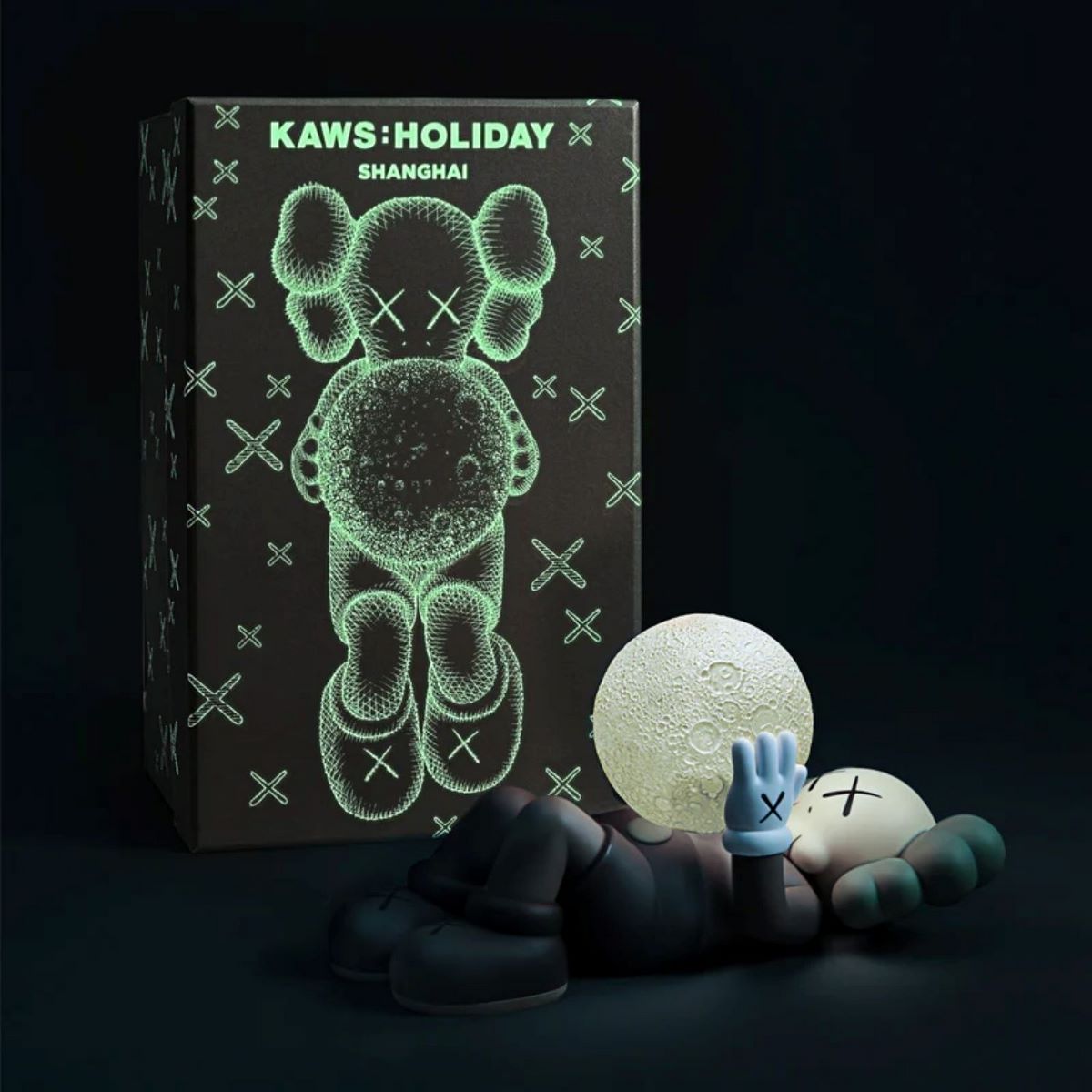 早い者勝ち！新品未使用KAWS holiday 上海　shanghai KAWS Holiday Shanghai Vinyl Figure Brown - Droper