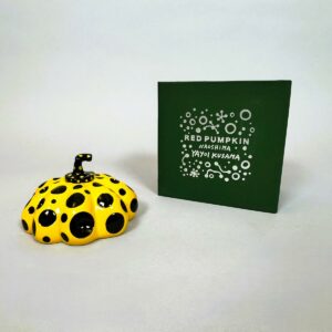 Yayoi KUSAMA (Né en 1929), D’Après  Naoshima Pumpkin White & Yellow