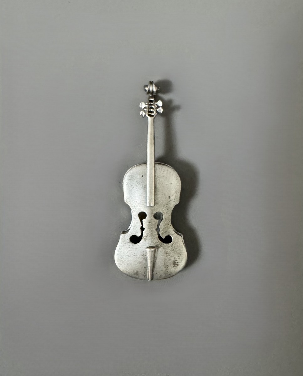 ARMAN FERNANDEZ (1928-2005) « Violon enchanté » Vers 1970.