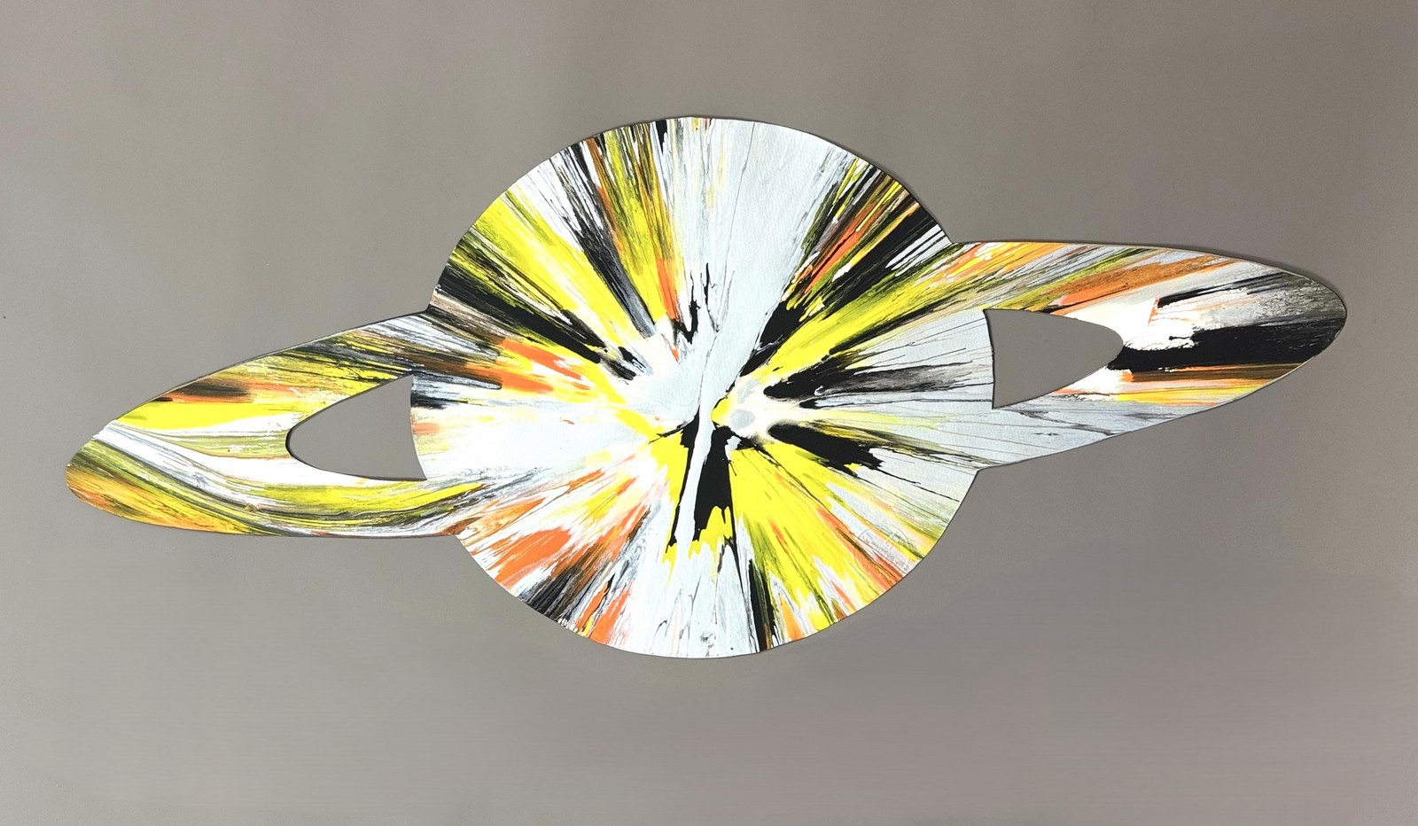 Damien HIRST (Né en 1965) « Saturn ».