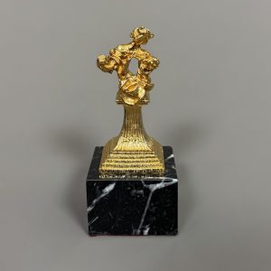 Salvador DALI (1904-1989)  « Madonne de Port Lligat ».