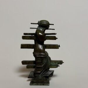 Salvador DALI (1904-1989). « Métamorphose topologique de la Vénus de Milo traversée par des tiroirs ». 1964. Bronze à patine brun vert Signé « Salvador Dali »