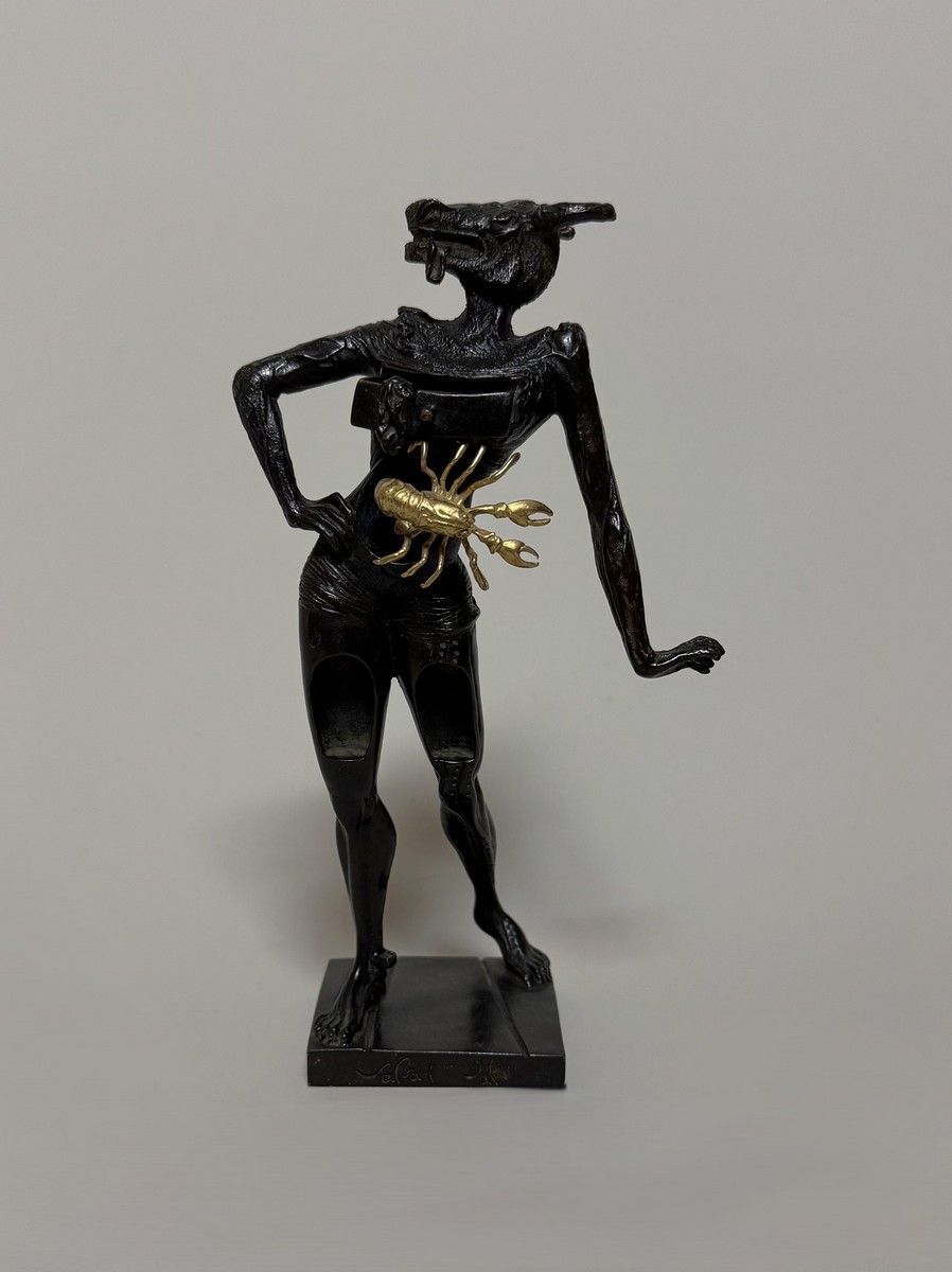 Salvador DALI (1904-1989) « Minotaure ».