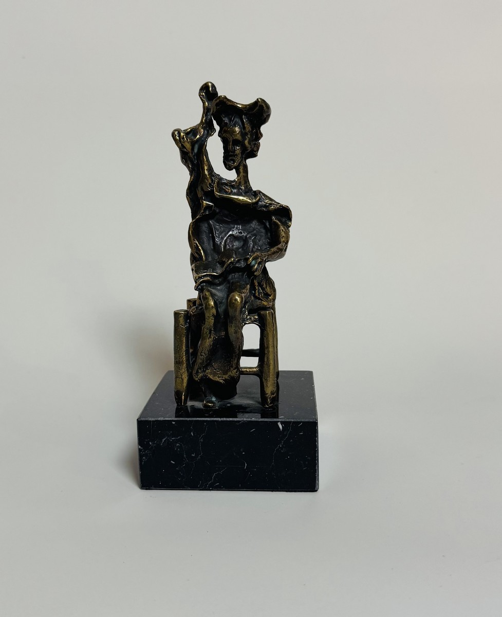 Salvador DALI (1904-1989). « Don Quichotte assis ».