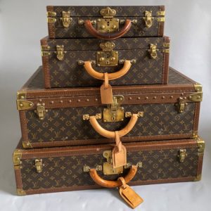 LOUIS VUITTON Porte-document – Louiza Auktion