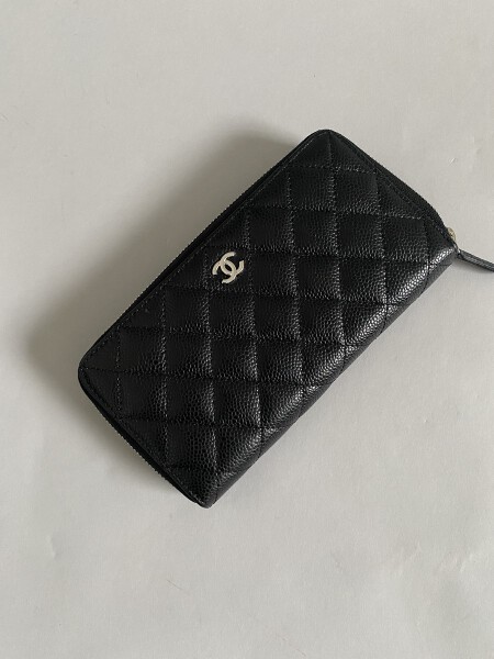 CHANEL – Portefeuille – Louiza Auktion