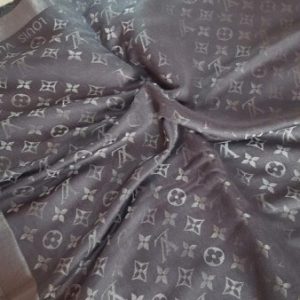LOUIS VUITTON Grande étole grise - Image 3