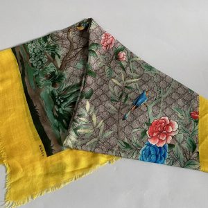 GUCCI Étole en laine – Image 4