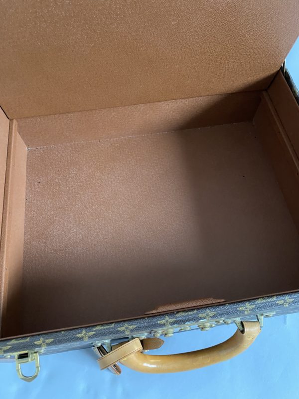 LOUIS VUITTON, Bisten, valise rigide - Image 2