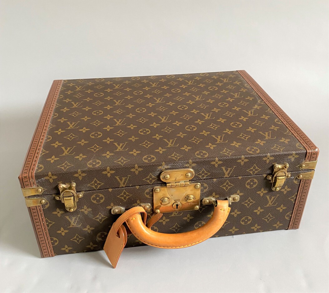 LOUIS VUITTON, Bisten, valise rigide – Louiza Auktion