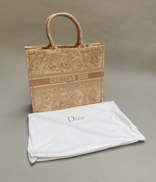 CHRISTIAN DIOR - SAC CABAS  DIOR BOOK TOTE – Image 2