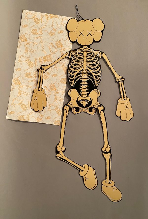 LOT N°208 - KAWS (NÉ EN 1974) – Image 2