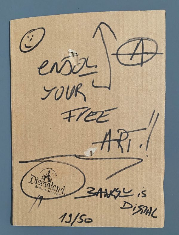 LOT N°32 -BANKSY (Né en 1974), D’Après - Image 2