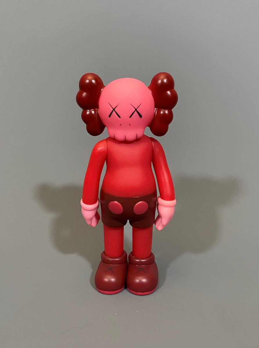 LOT N°77 -KAWS (Né en 1974) – MEDICOMTOY. – Louiza Auktion