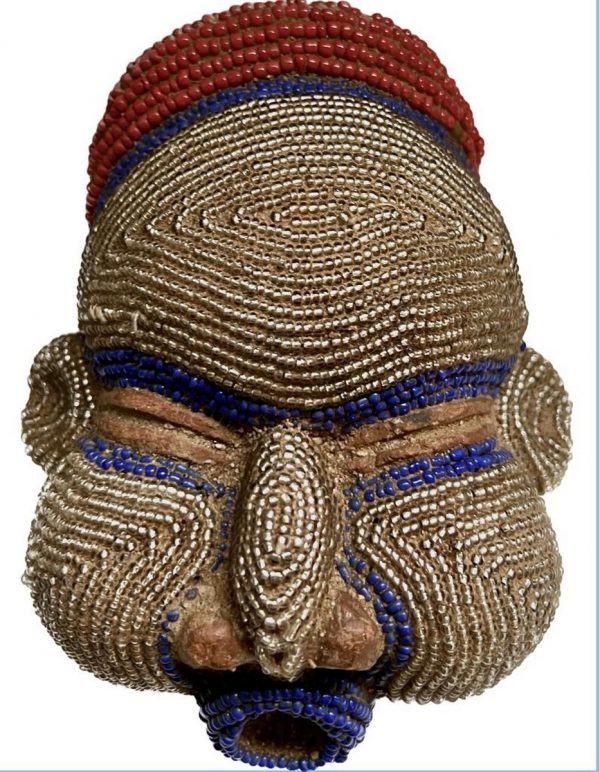 STATUE PERLEE BAMILEKE / BAMOUN (XXème Siècle) - CAMEROUN. – Image 2