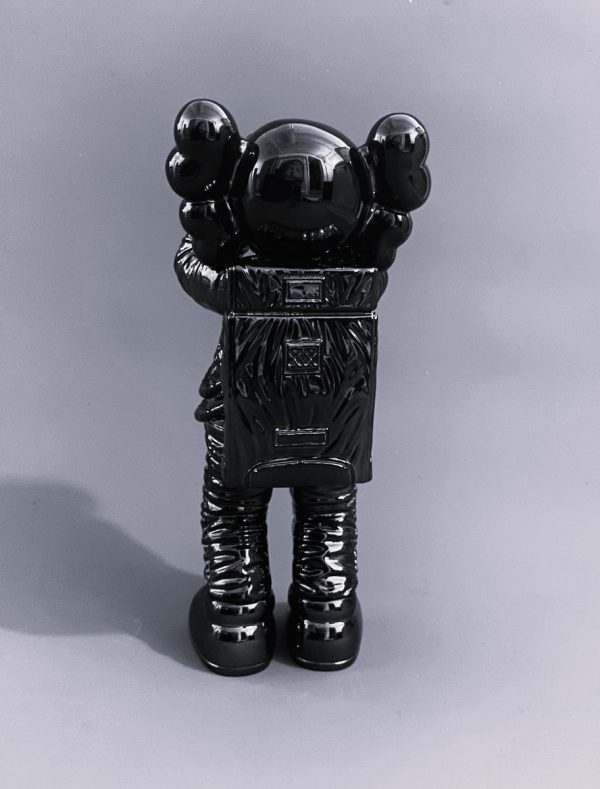 KAWS (Américain - Né en 1974) (D’Après) - Image 3