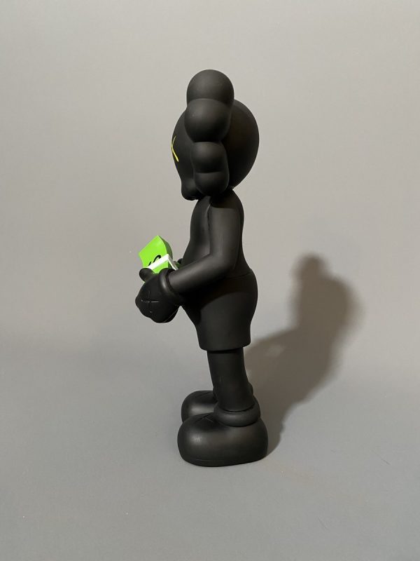 KAWS (Né en 1974) – Image 2