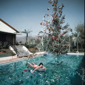 Slim AARONS (1916-2006)  Christmas Swim