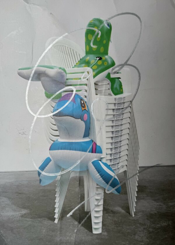 Jeff KOONS (Né en 1955)  Seal Walrus (Chairs)