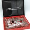 Yayoi KUSAMA  Les femmes attendent l'amour, mais les hommes s'éloignent toujours - Image 7