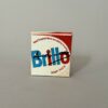 Andy WARHOL (1928-1987), Attribué à.  Brillo Soaps Pads.  Boîte en carton. Signé au feutre sur le dessus. Cachet de la signature et cachet Warhol Collection au dos.