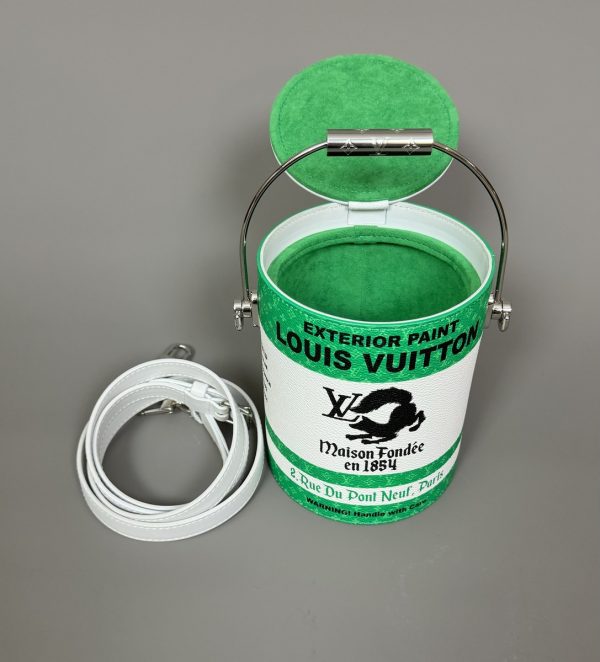 LOUIS VUITTON.    Sac « LV Paint Can » . – Image 3