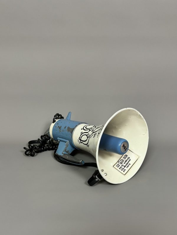 Keith HARING (1958-1990), Attribué à. M  Mégaphone, 1988. – Image 3