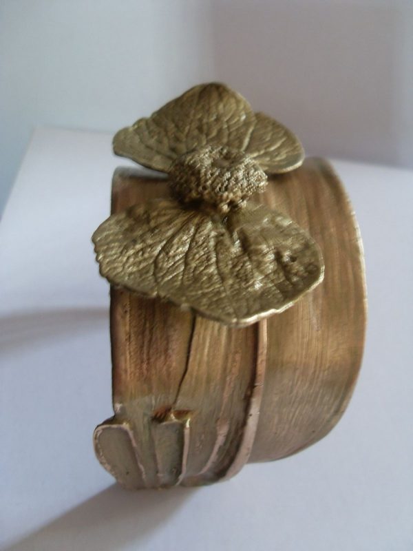 CLAUDE LALANNE (1925-2019)  Bracelet manchette Hortensia. Circa 1980