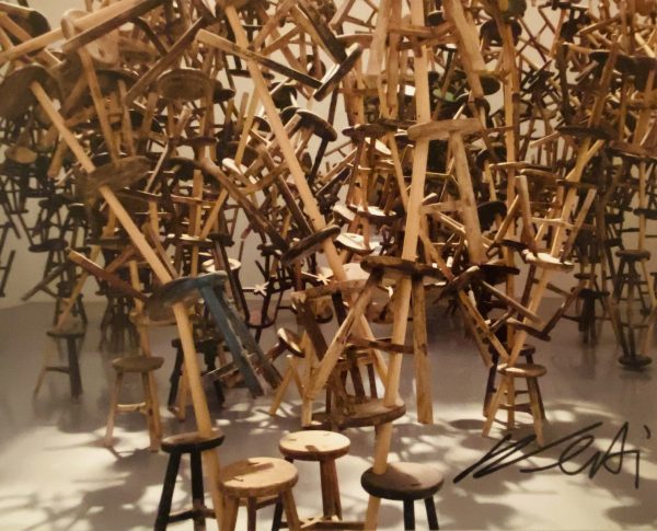 AI WEIWEI (Né en 1957)