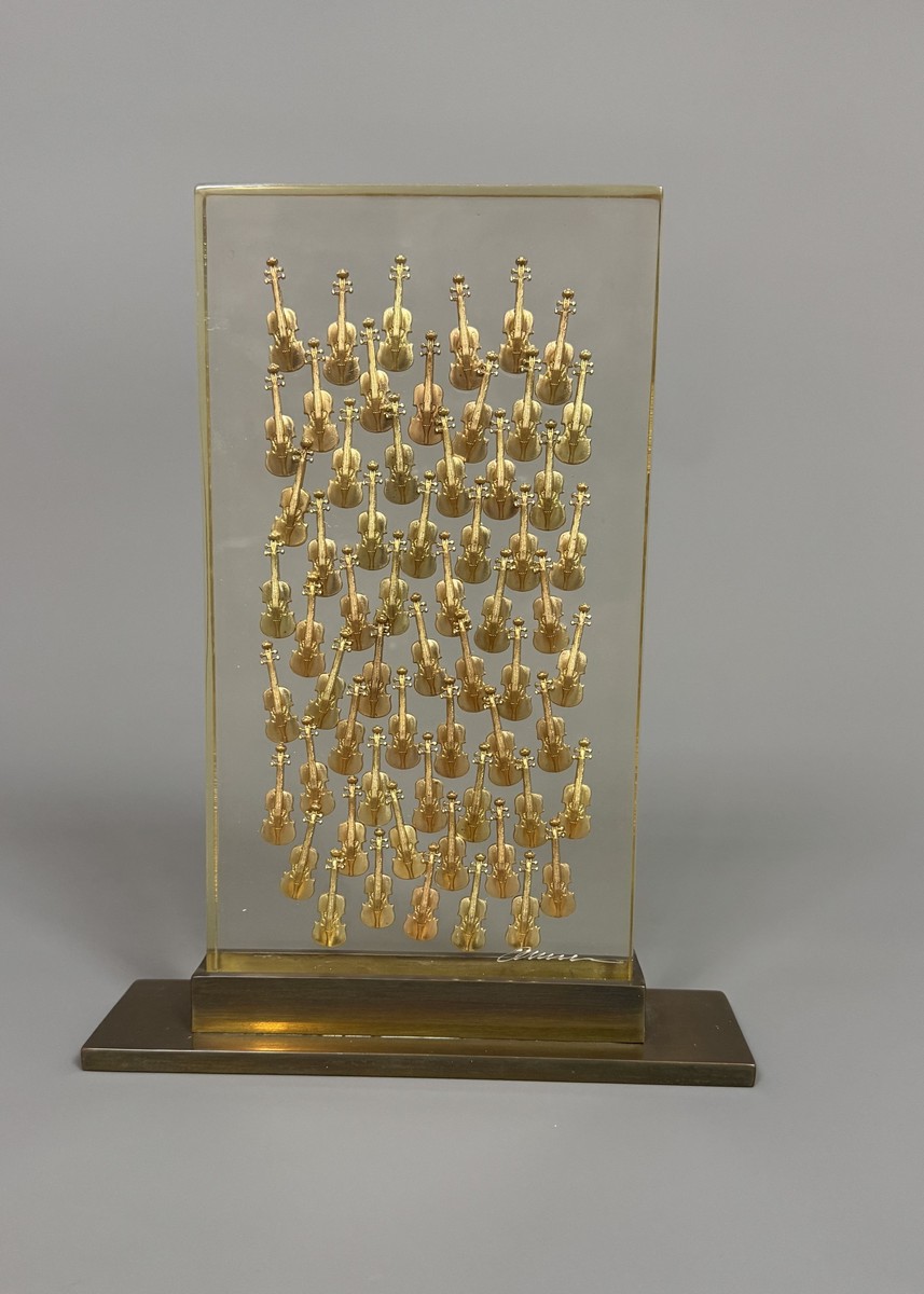 ARMAN FERNANDEZ (1928-2005) « 100 Violons ». 2004.