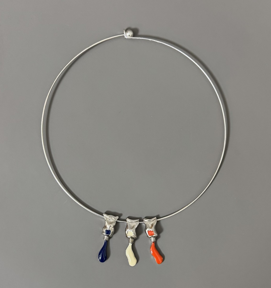 ARMAN FERNANDEZ (1928-2005) « Coulée de Tubes », 2001.