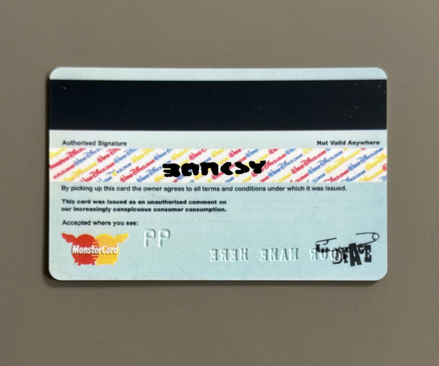 D*FACE & BANKSY. « American Depress » 2008 . – Image 2